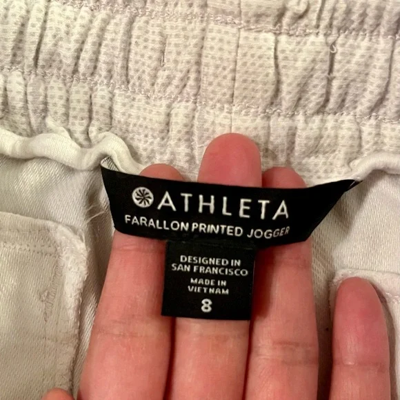 Athleta Farallon Printed Joggers - Picture 5 of 10